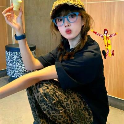 玉女痴情 海报