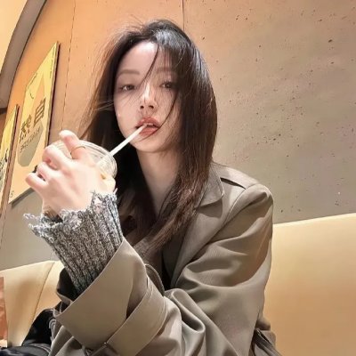 隔壁的女孩 海报